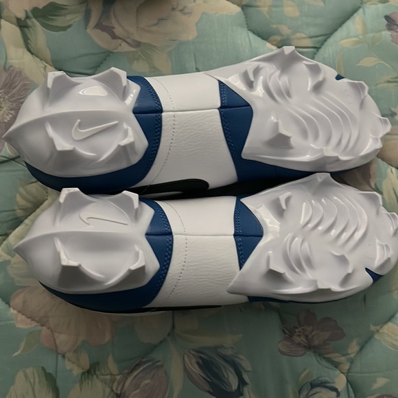 Jordon 1 football cleats blue